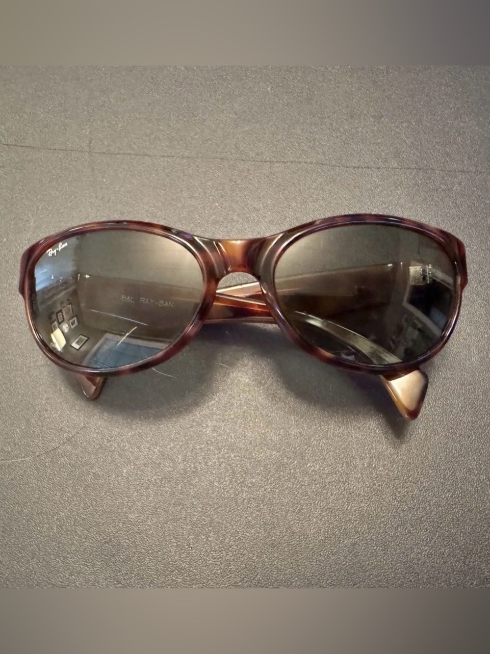 Vintage Bausch & Lomb Ray-Ban W2755 with tortoise frame
